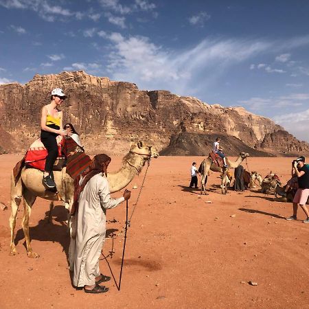 Friend wadi Rum Exterior foto